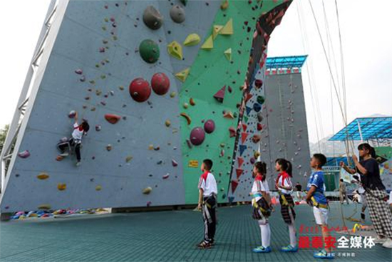 魯普耐特攀巖俱樂部|打開青少年攀巖新領(lǐng)域的“金鑰匙”